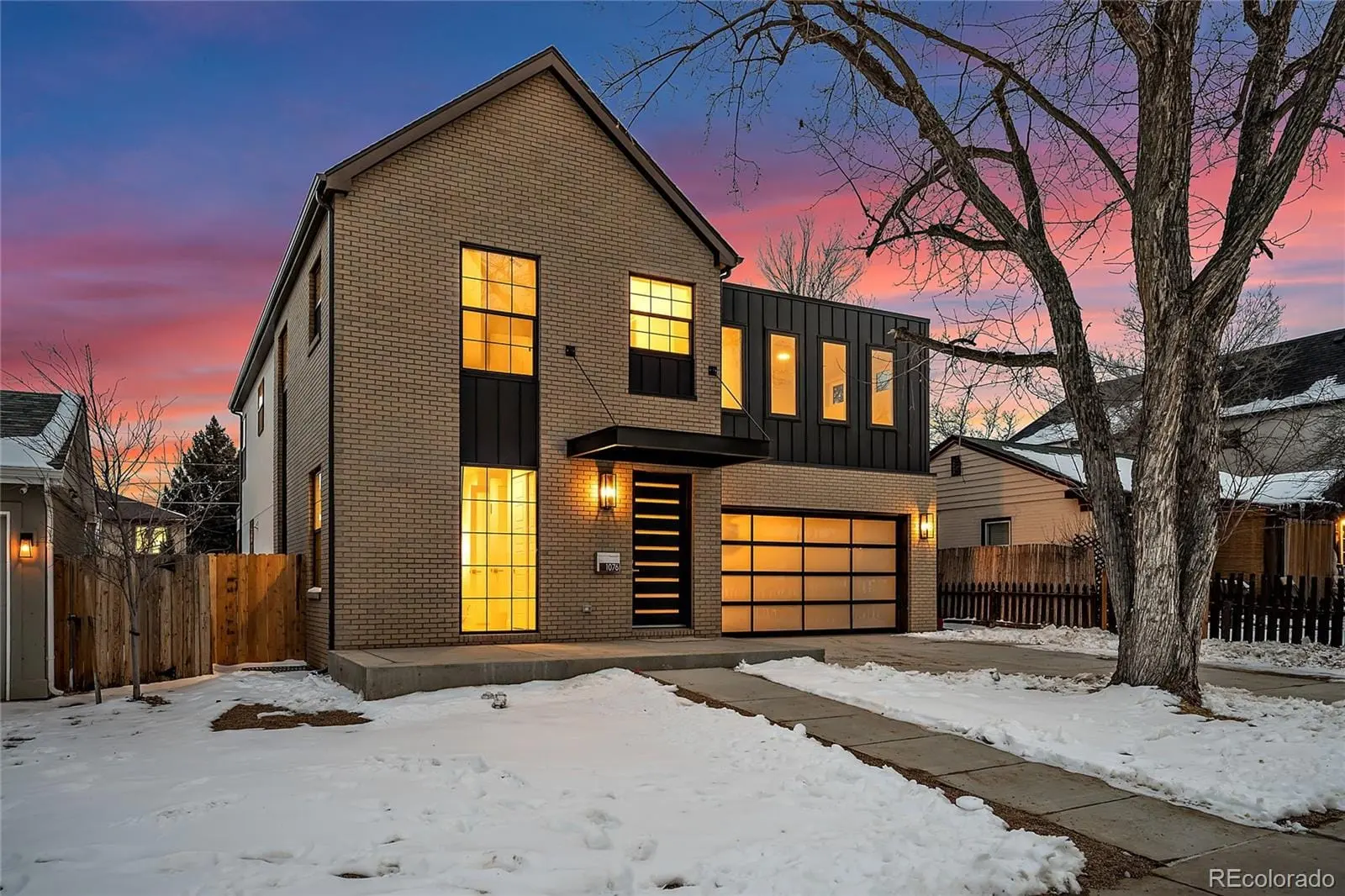 A front view of a house at 1076 Jasmine Street