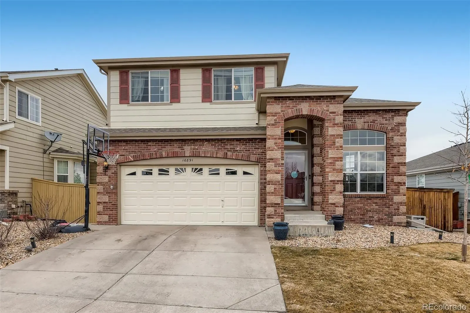 16891 Trail View Circle — photo 1