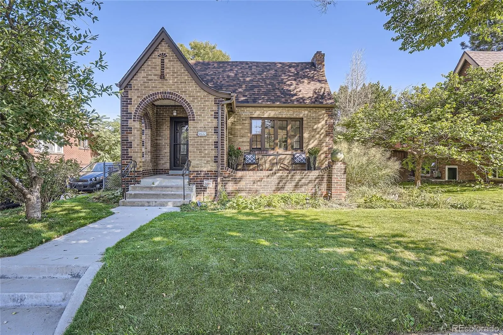 2630 Glencoe Street — photo 1