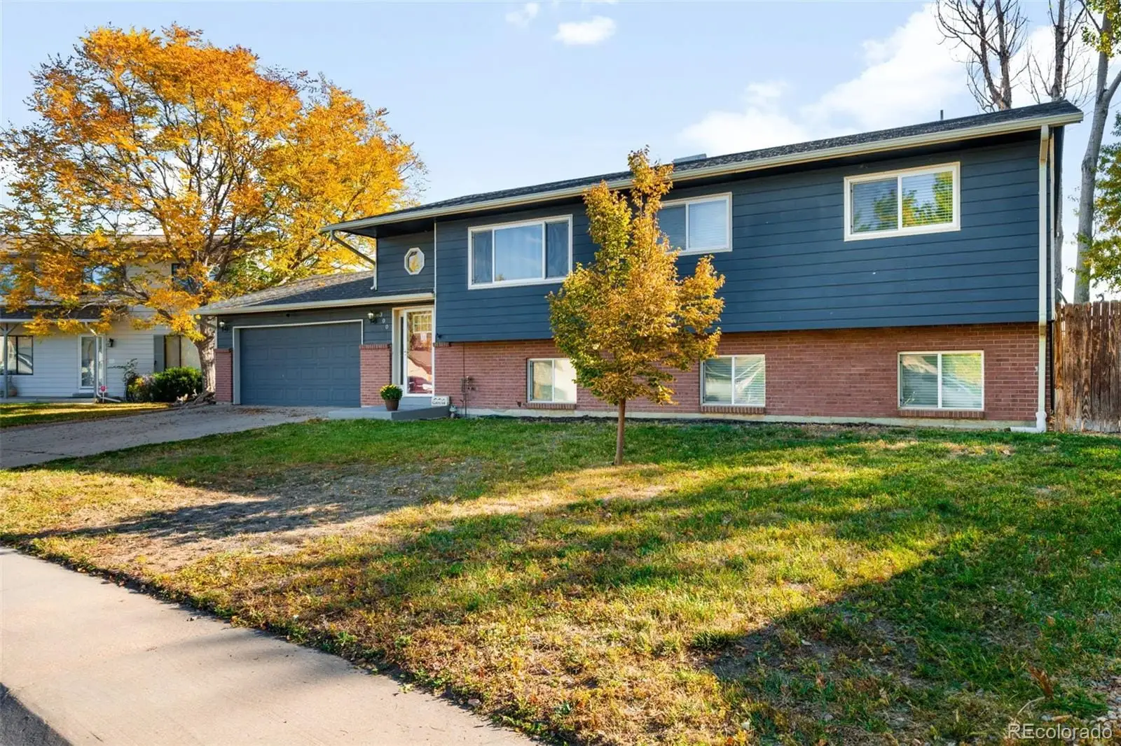 A front view of house with yard at 300 South 33rd Avenue