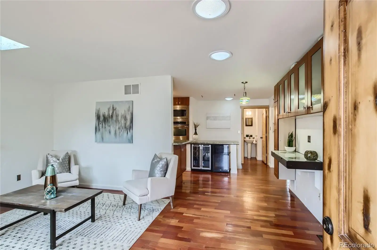 17648 Ponderosa Avenue — photo 2