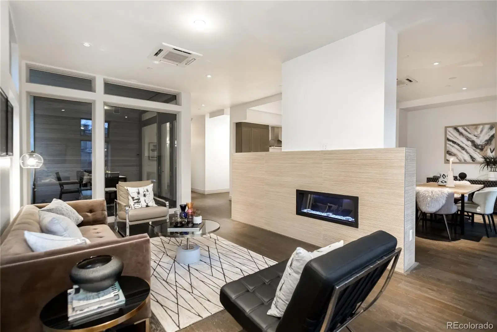 274 South Monroe Street, Unit 1000 — photo 2