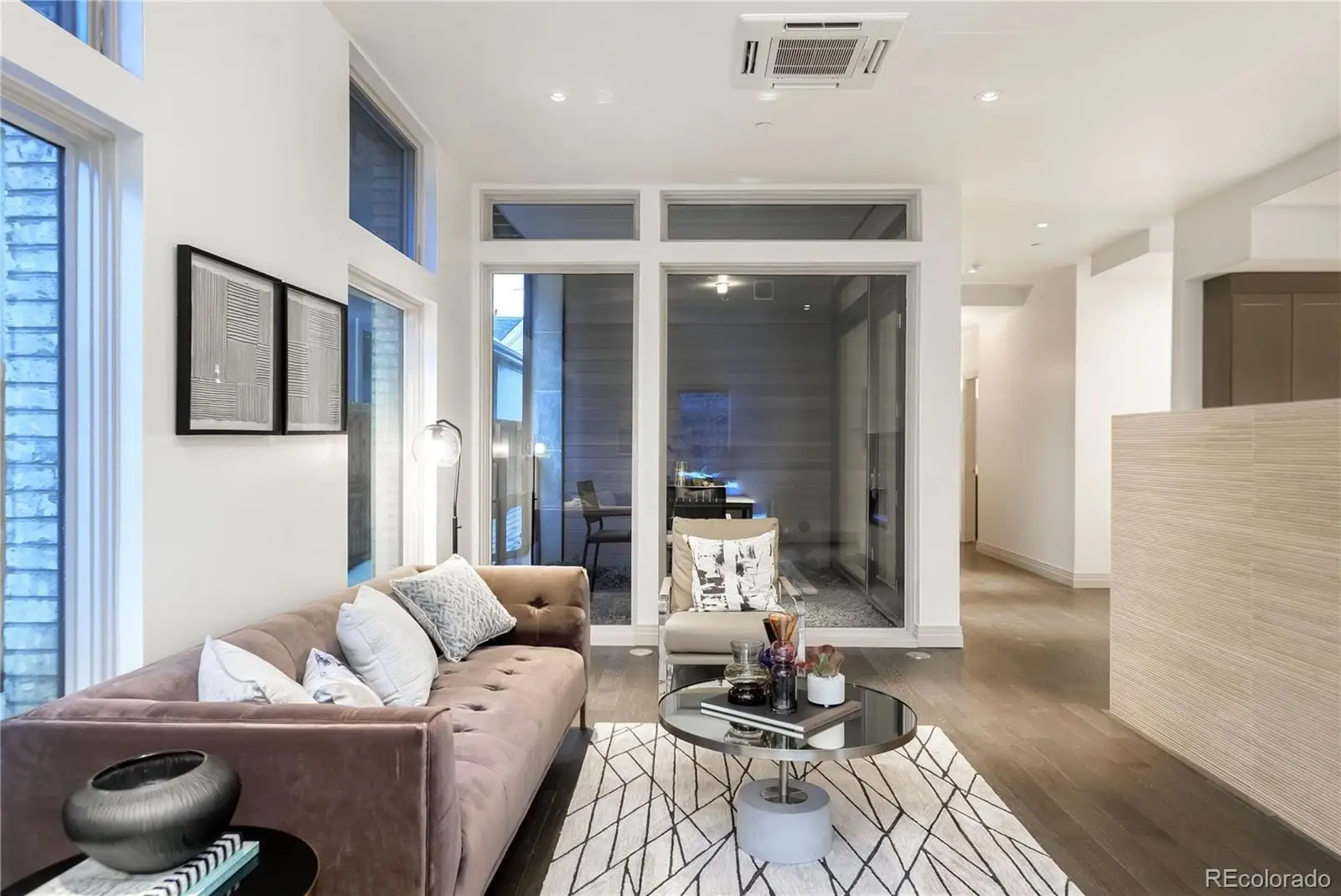 274 South Monroe Street, Unit 1000 — photo 3