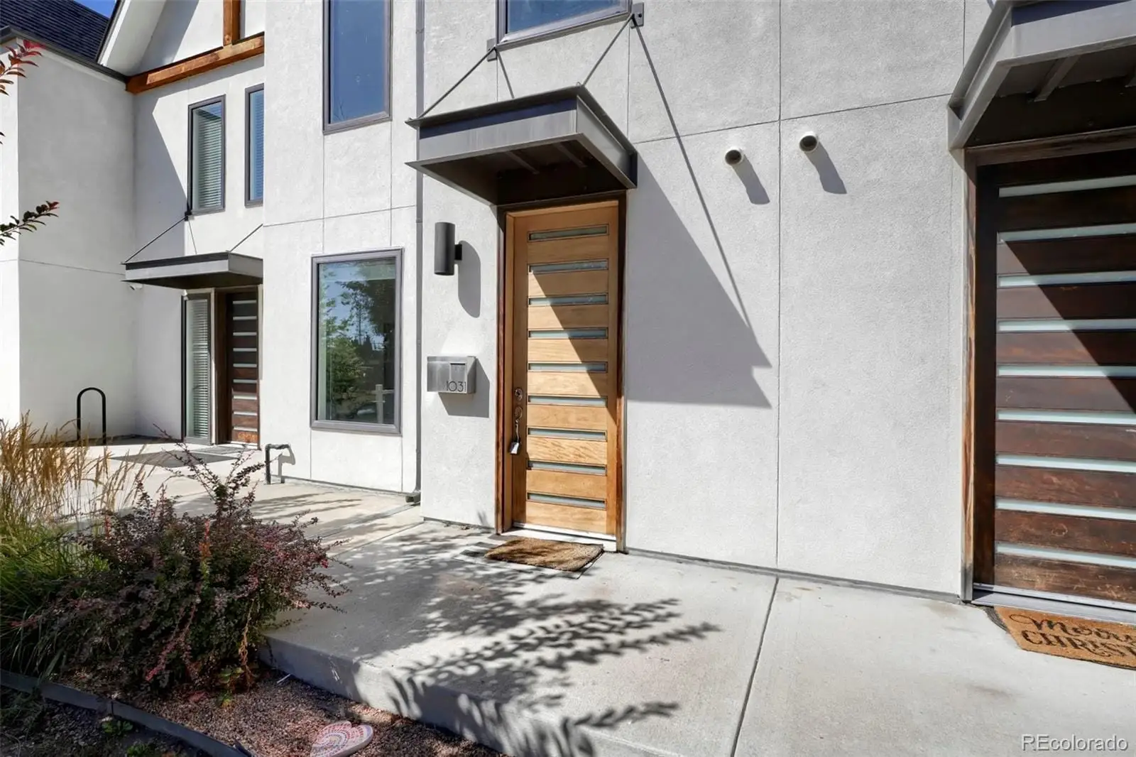 1031 Julian Street — photo 3