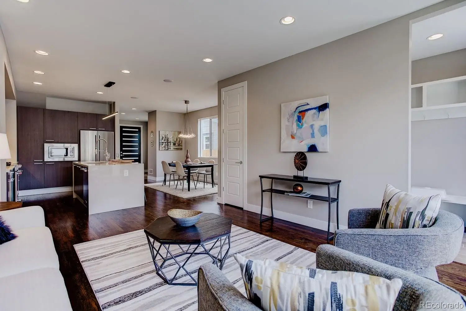 2853 South Cherokee Street — photo 6