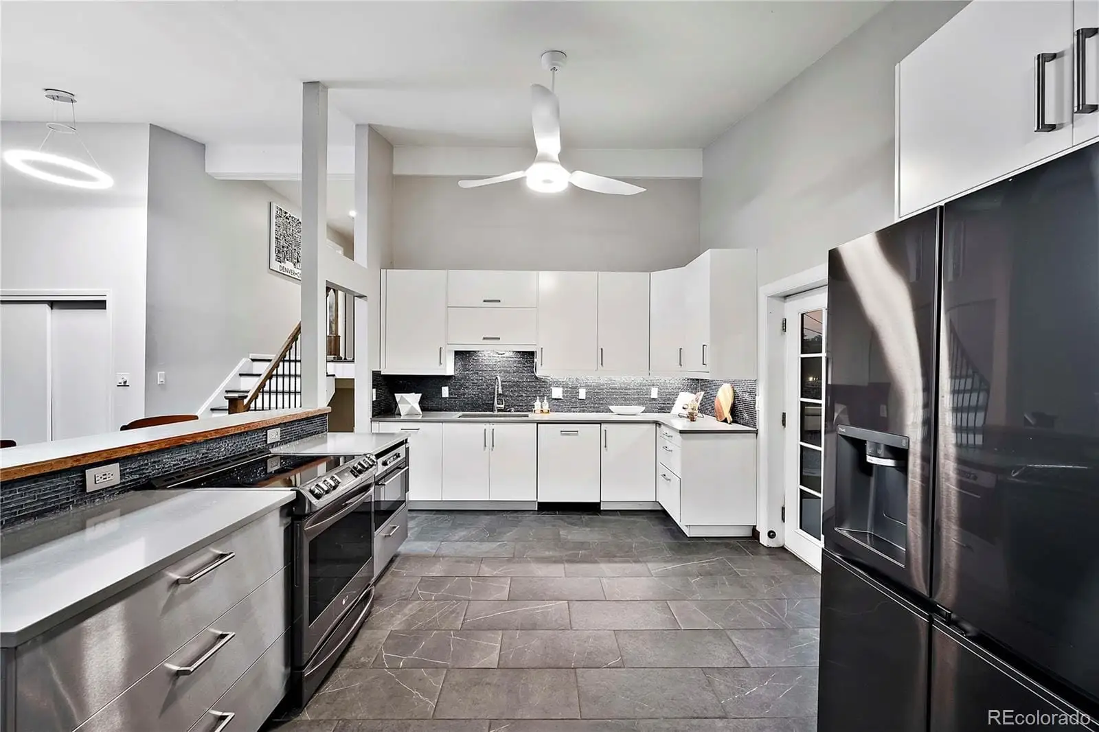 2880 South Valentia Street — photo 6