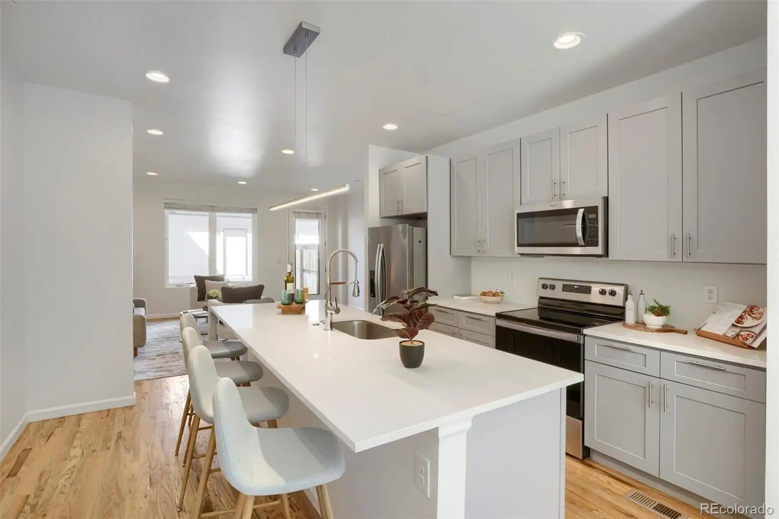 1031 Julian Street — photo 8