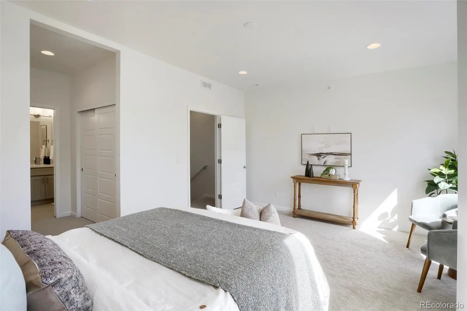 1031 Julian Street — photo 12